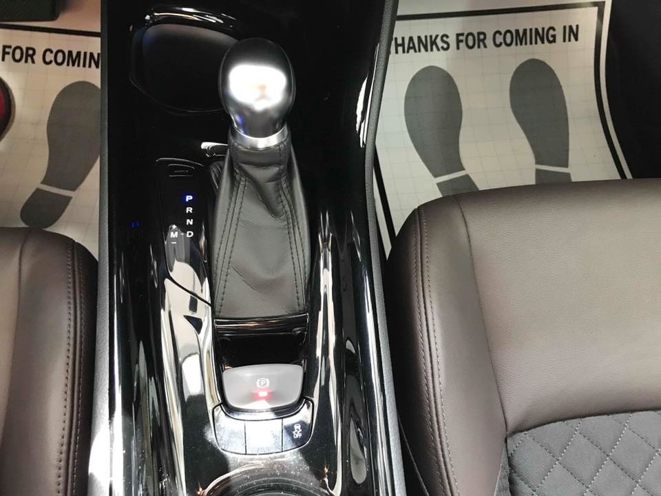 Toyota C-HR - crossover cỡ nhỏ giá gần 1,8 tỷ tại Việt Nam